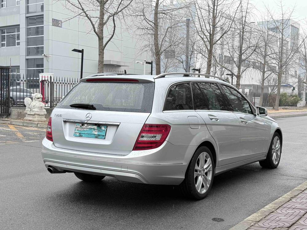 Mercedes-Benz Mercedes-Benz C-Class (Import)