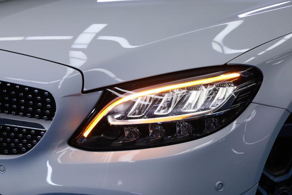 Mercedes-Benz Mercedes-Benz C-Class (Import)