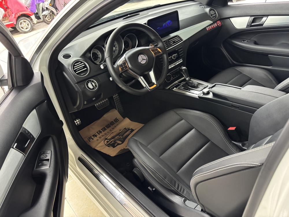 Mercedes-Benz Mercedes-Benz C-Class (Import)