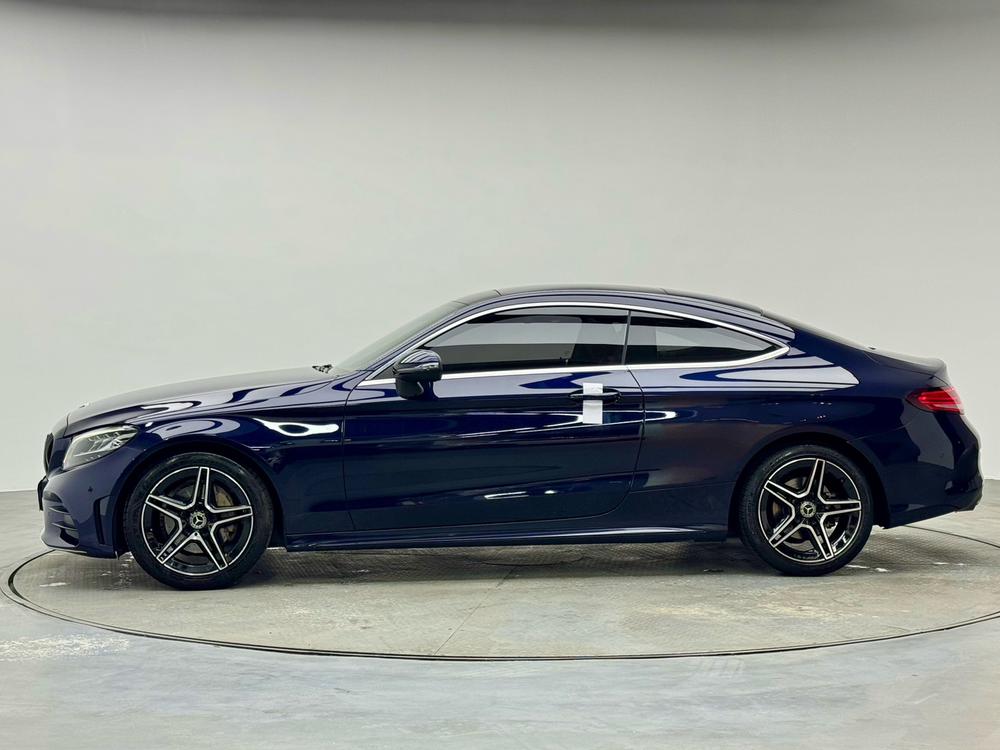Mercedes-Benz Mercedes-Benz C-Class (Import)