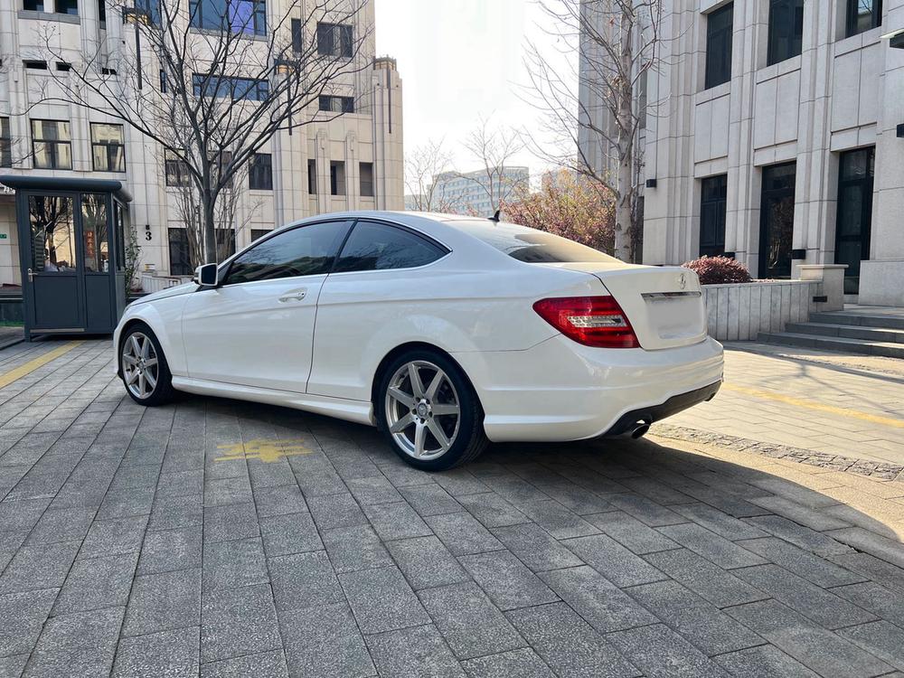 Mercedes-Benz Mercedes-Benz C-Class (Import)