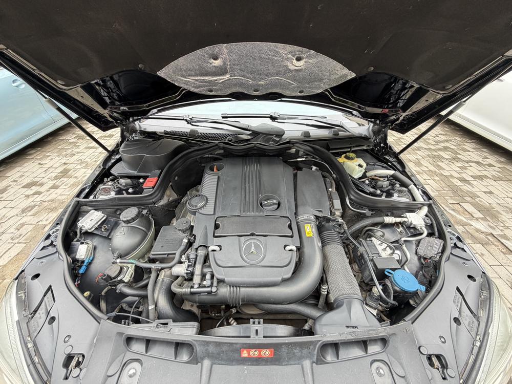 Mercedes-Benz Mercedes-Benz C-Class (Import)