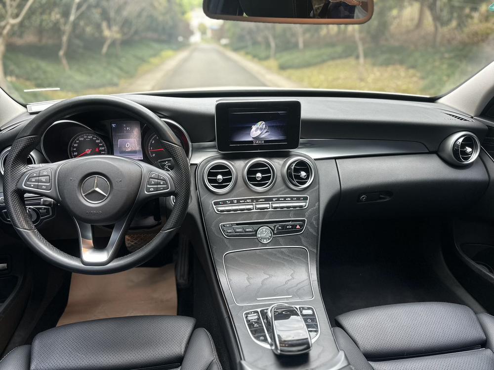 Mercedes-Benz Mercedes-Benz C-Class (Import)
