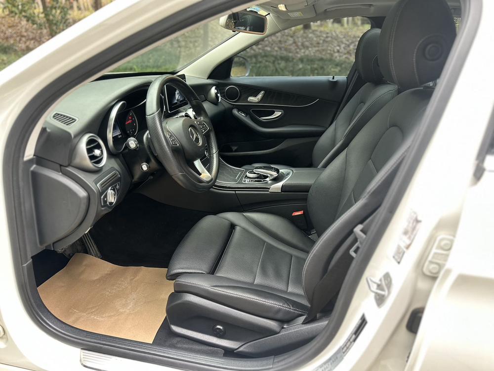 Mercedes-Benz Mercedes-Benz C-Class (Import)