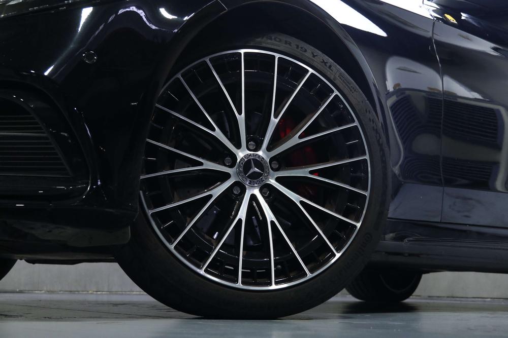 Mercedes-Benz Mercedes-Benz C-Class (Import)