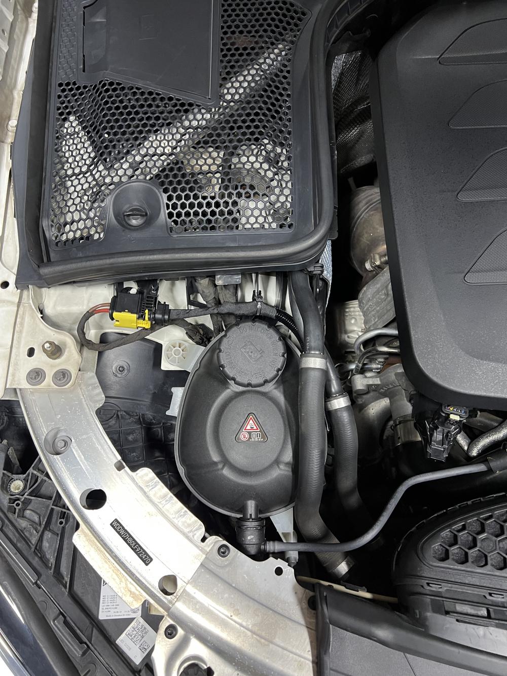 Mercedes-Benz Mercedes-Benz C-Class (Import)