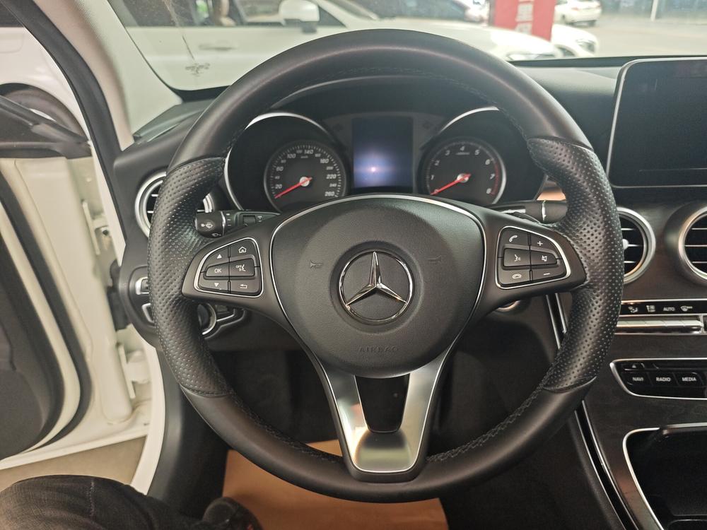Mercedes-Benz Mercedes-Benz C-Class (Import)