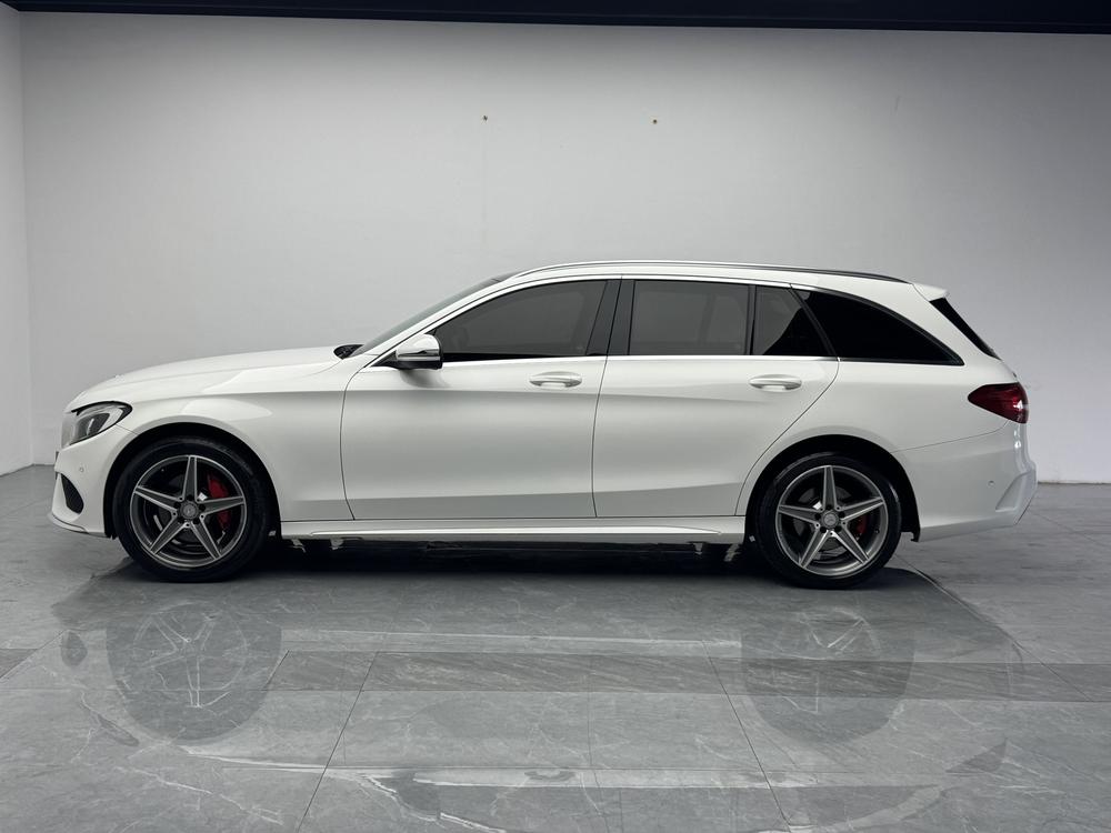 Mercedes-Benz Mercedes-Benz C-Class (Import)