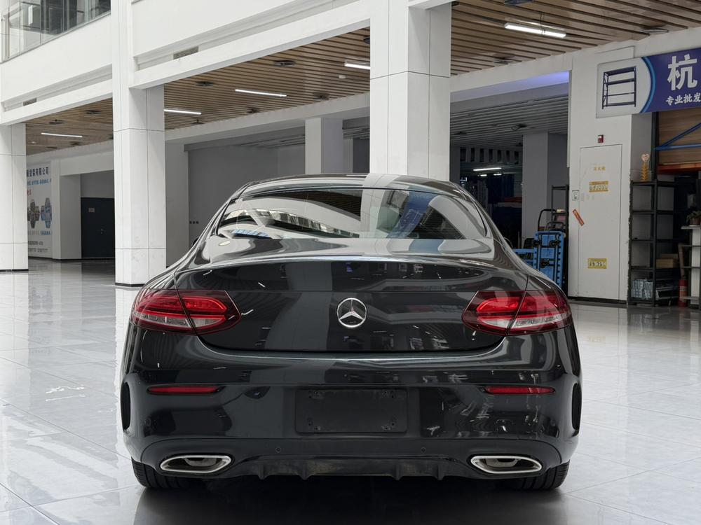 Mercedes-Benz Mercedes-Benz C-Class (Import)