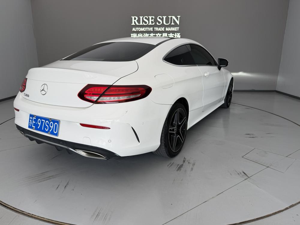 Mercedes-Benz Mercedes-Benz C-Class (Import)