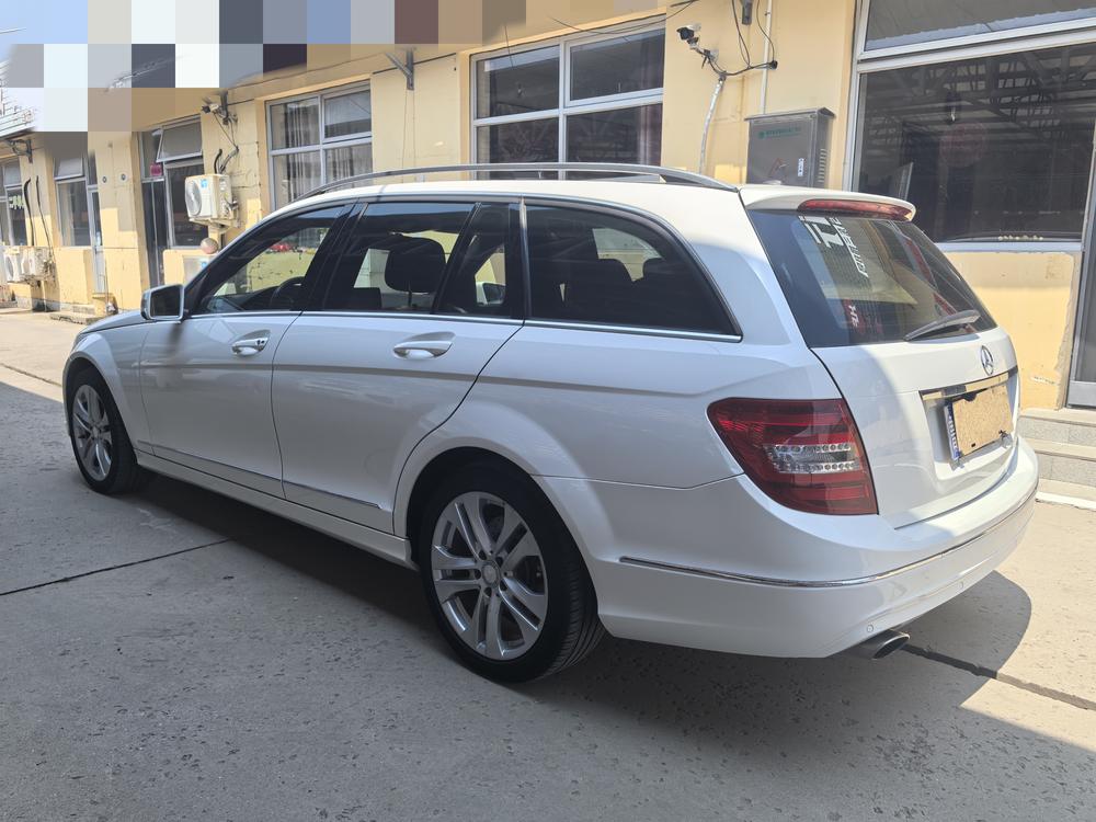 Mercedes-Benz Mercedes-Benz C-Class (Import)