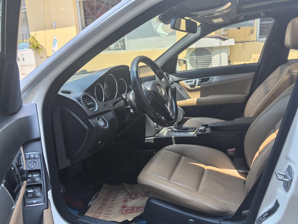 Mercedes-Benz Mercedes-Benz C-Class (Import)