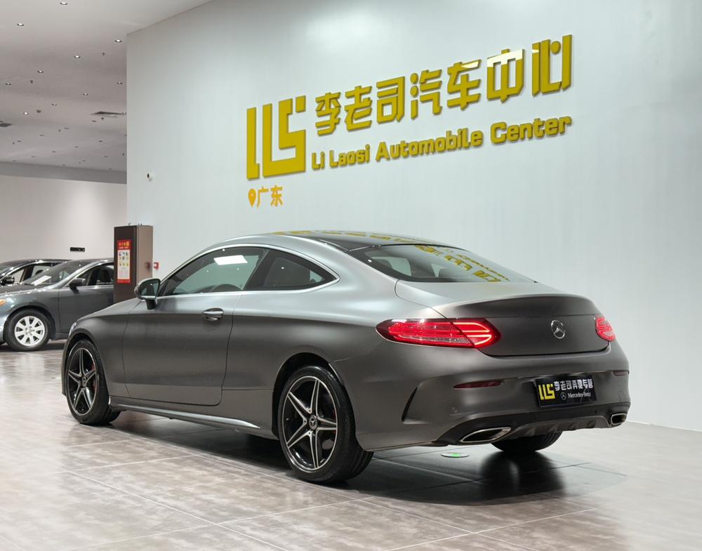 Mercedes-Benz Mercedes-Benz C-Class (Import)