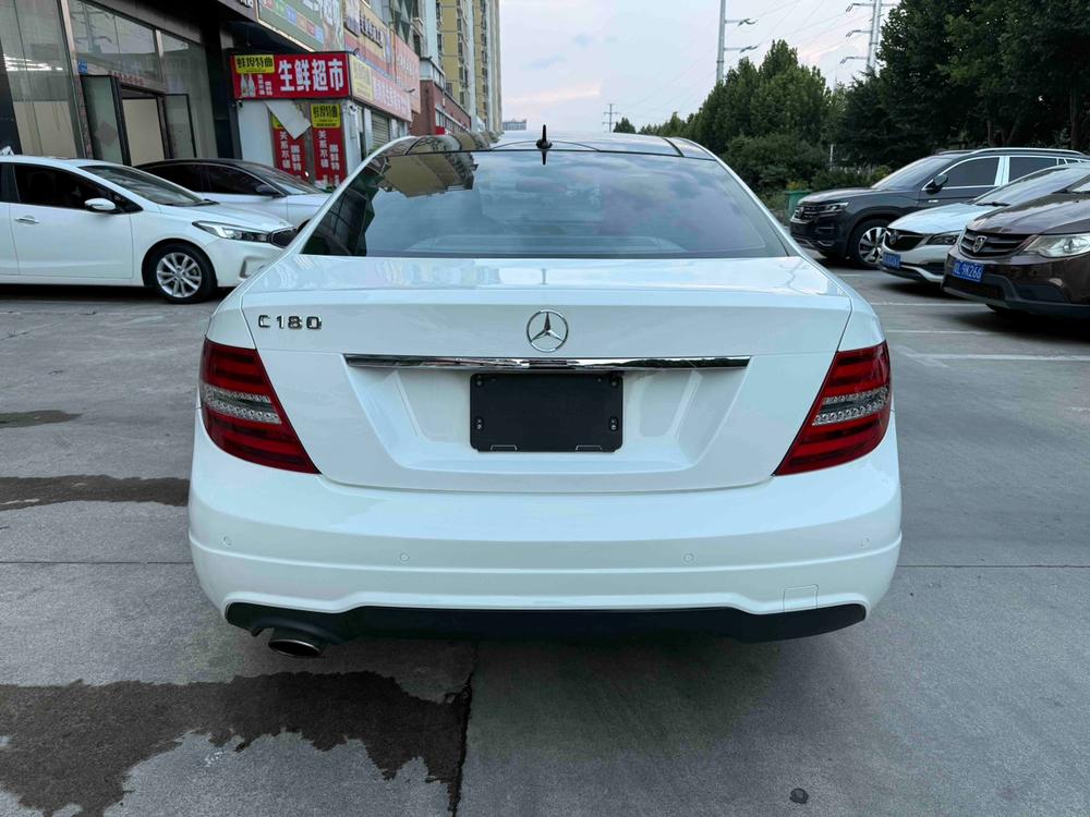 Mercedes-Benz Mercedes-Benz C-Class (Import)