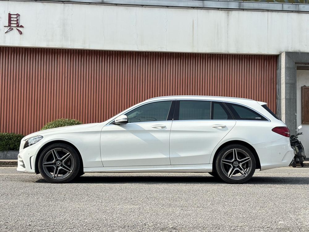 Mercedes-Benz Mercedes-Benz C-Class (Import)
