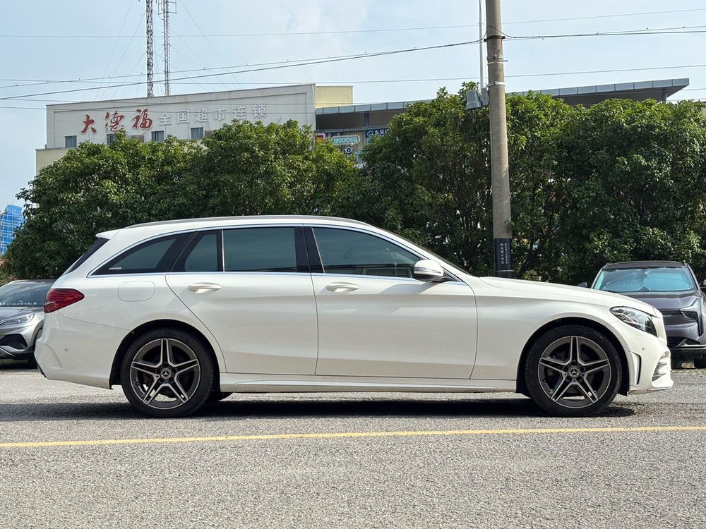 Mercedes-Benz Mercedes-Benz C-Class (Import)