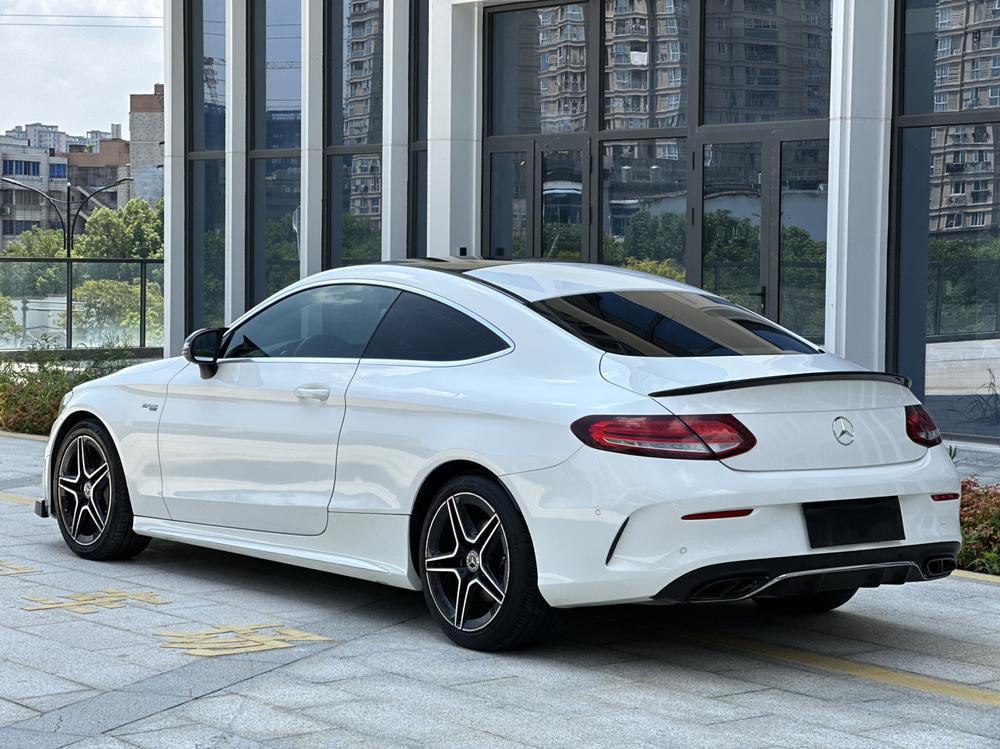 Mercedes-Benz Mercedes-Benz C-Class (Import)