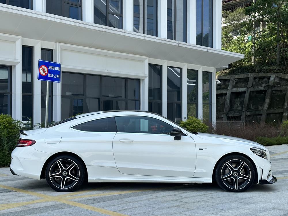Mercedes-Benz Mercedes-Benz C-Class (Import)