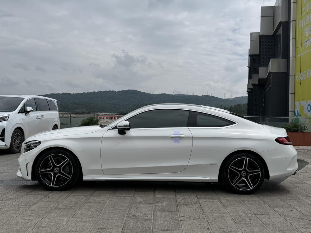 Mercedes-Benz Mercedes-Benz C-Class (Import)