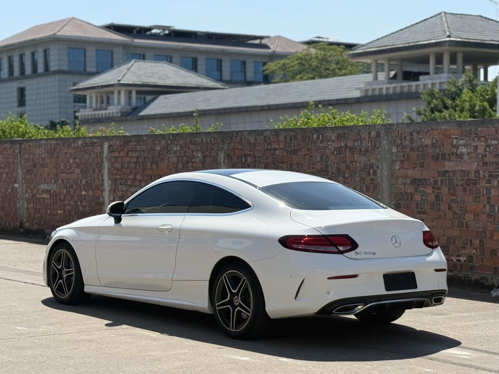 Mercedes-Benz Mercedes-Benz C-Class (Import)