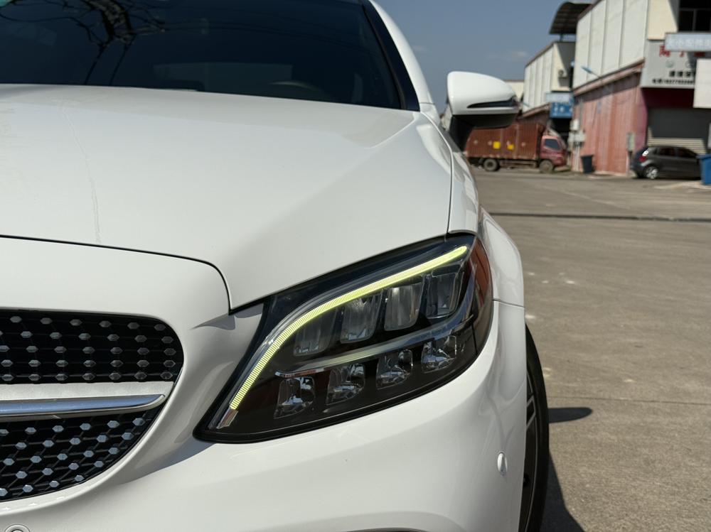 Mercedes-Benz Mercedes-Benz C-Class (Import)