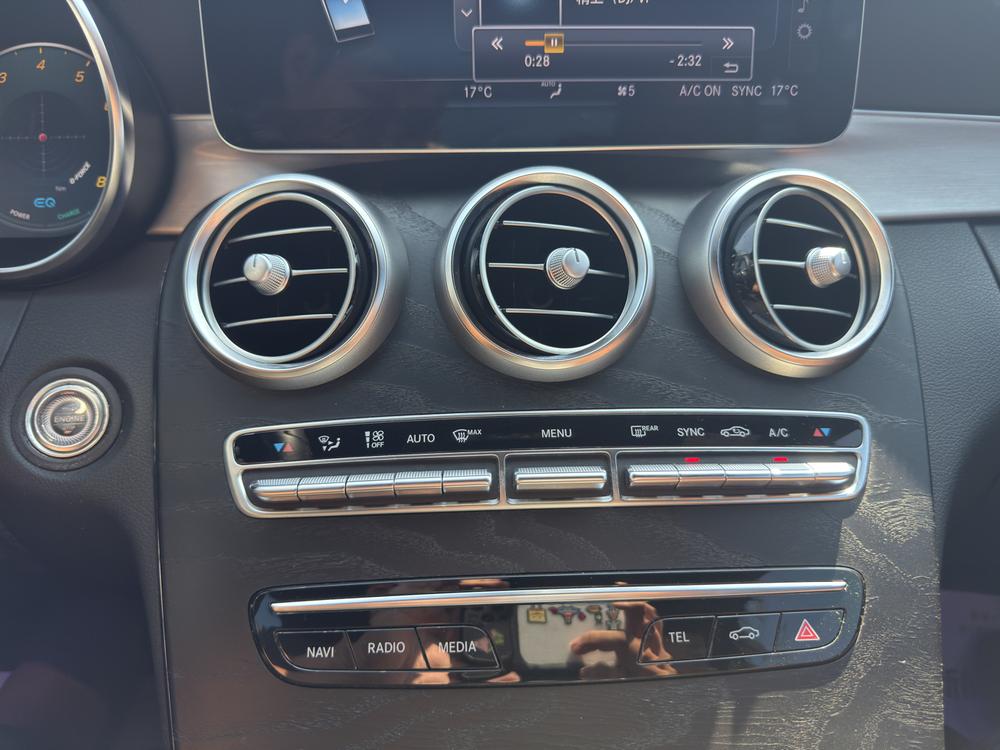 Mercedes-Benz Mercedes-Benz C-Class (Import)