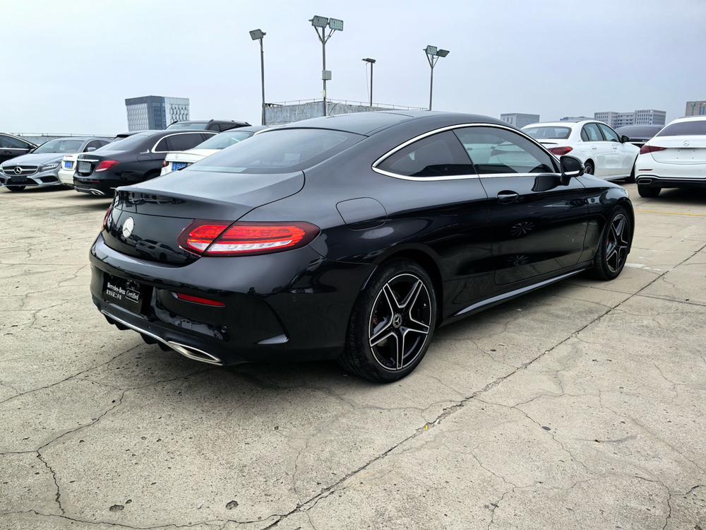Mercedes-Benz Mercedes-Benz C-Class (Import)