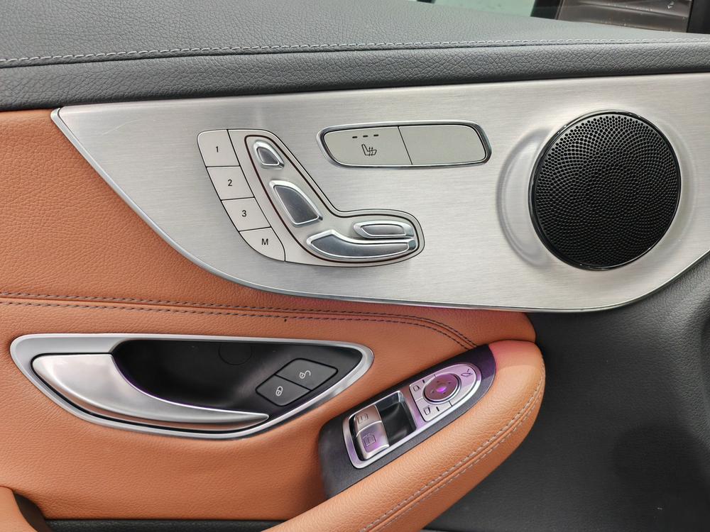 Mercedes-Benz Mercedes-Benz C-Class (Import)
