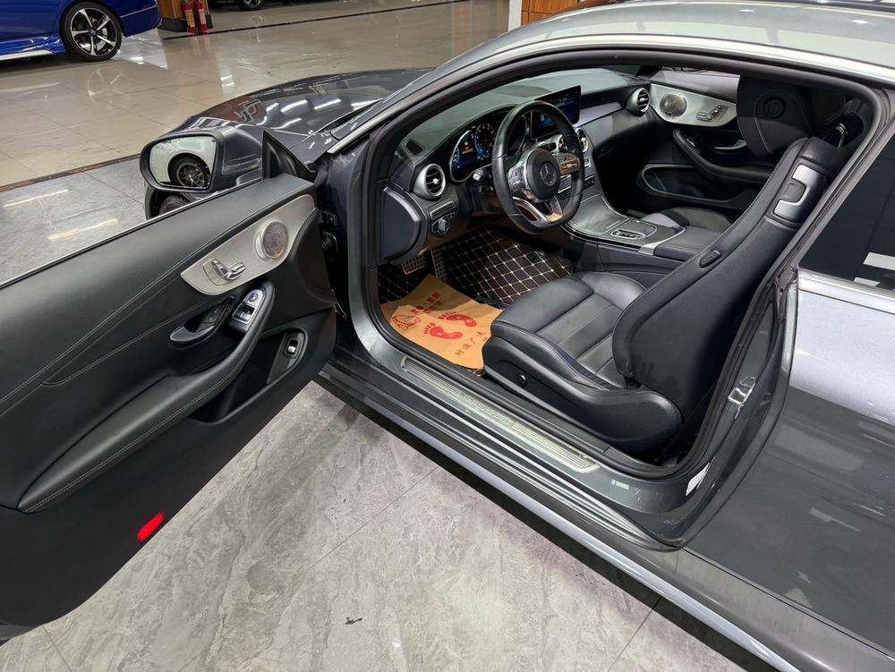 Mercedes-Benz Mercedes-Benz C-Class (Import)