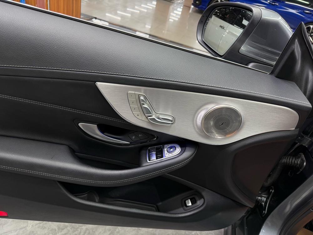 Mercedes-Benz Mercedes-Benz C-Class (Import)