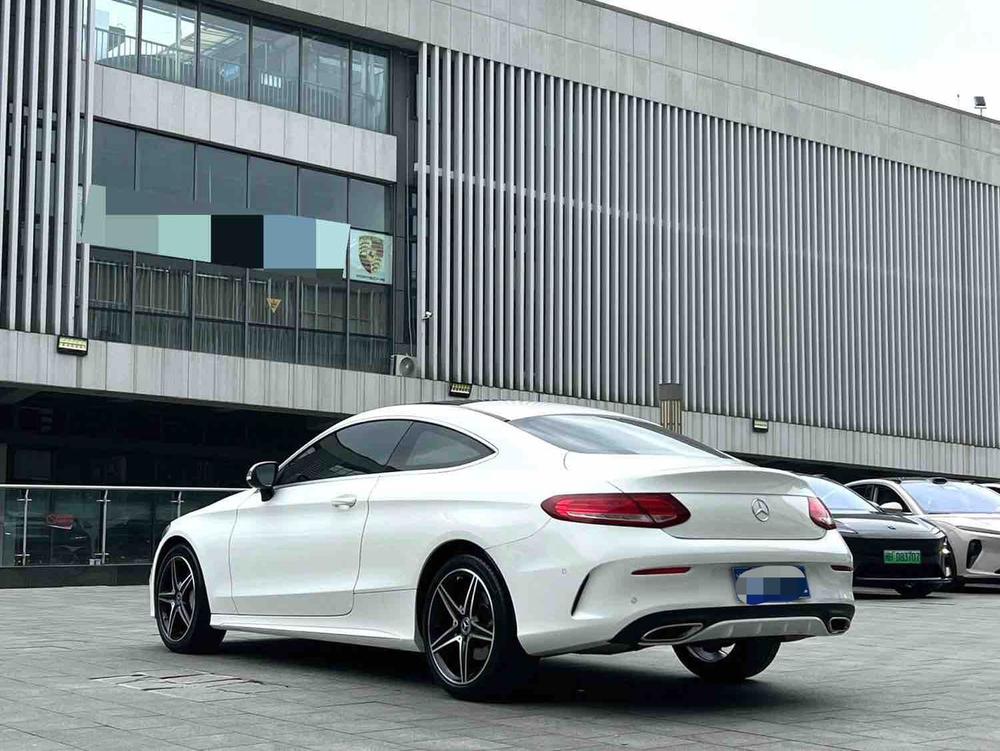 Mercedes-Benz Mercedes-Benz C-Class (Import)