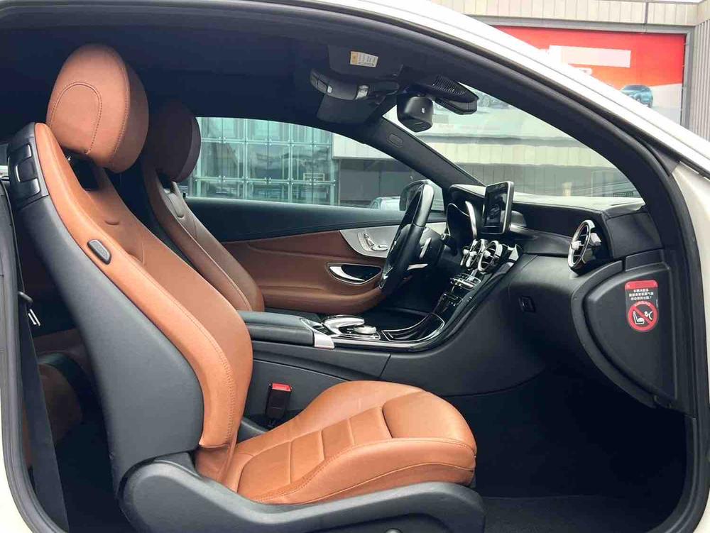 Mercedes-Benz Mercedes-Benz C-Class (Import)