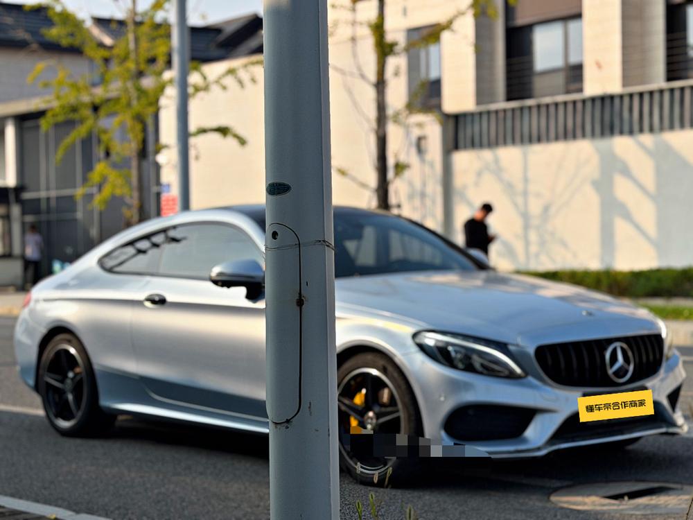 Mercedes-Benz Mercedes-Benz C-Class (Import)