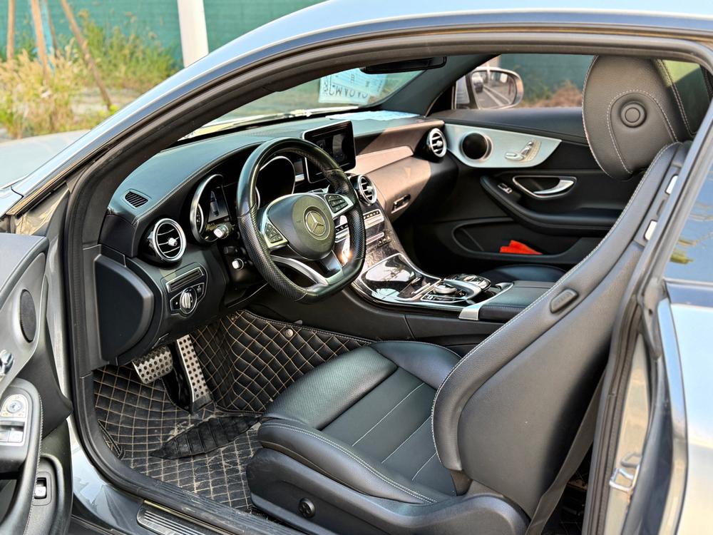 Mercedes-Benz Mercedes-Benz C-Class (Import)