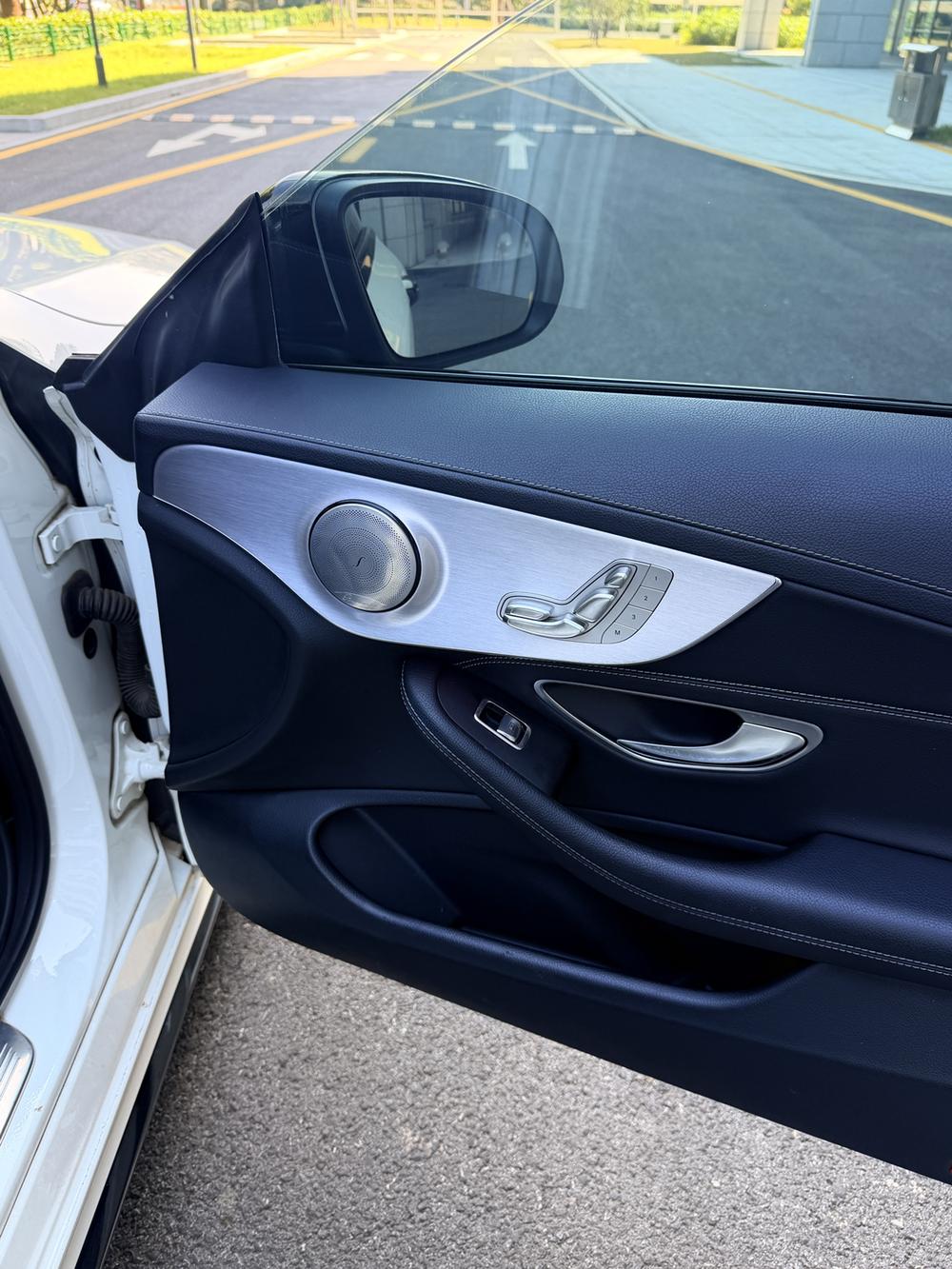 Mercedes-Benz Mercedes-Benz C-Class (Import)