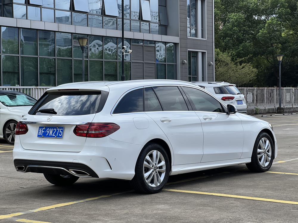 Mercedes-Benz Mercedes-Benz C-Class (Import)