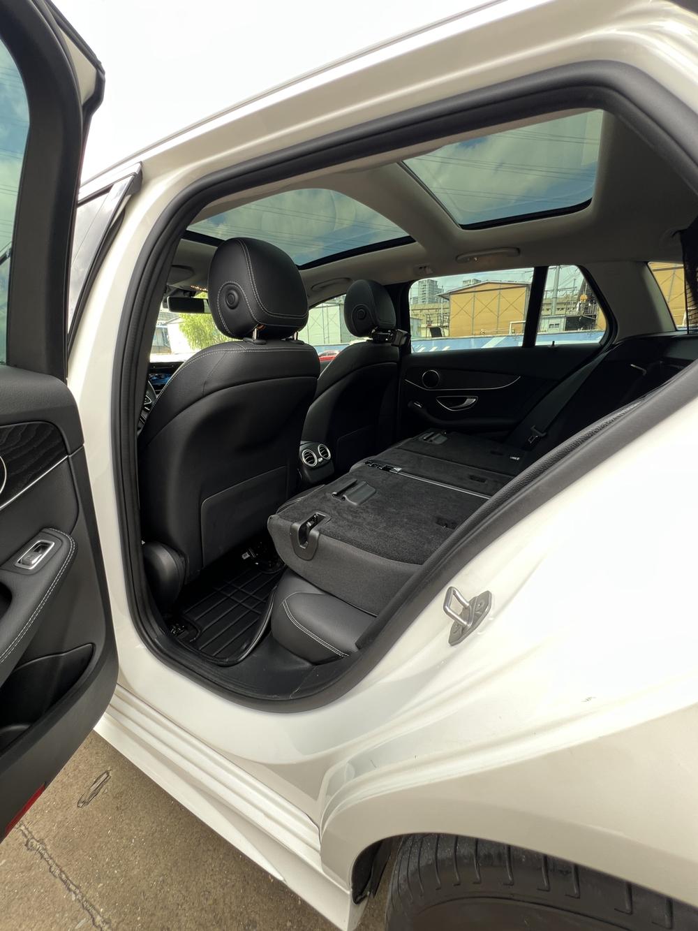 Mercedes-Benz Mercedes-Benz C-Class (Import)