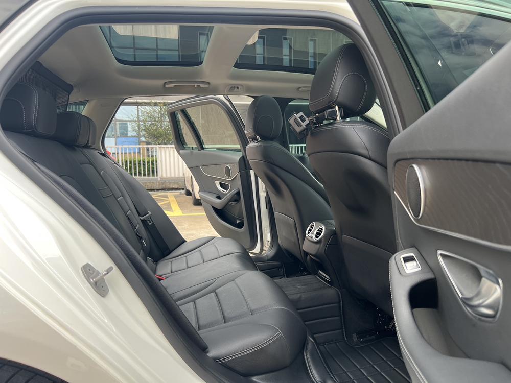 Mercedes-Benz Mercedes-Benz C-Class (Import)