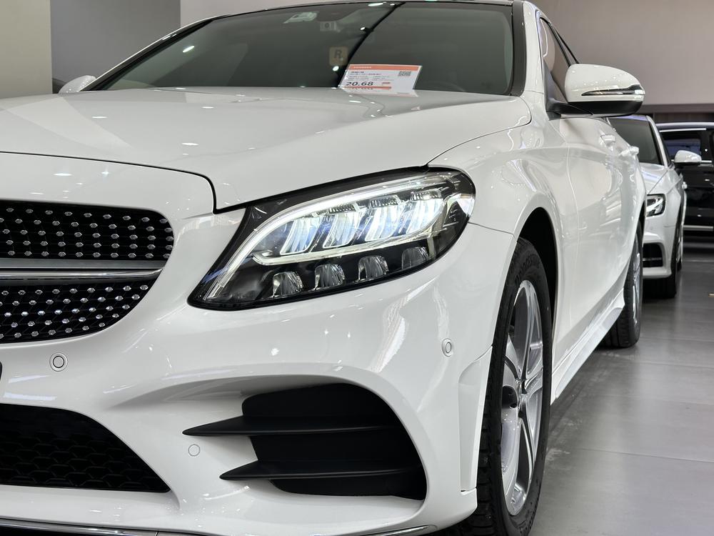 Mercedes-Benz Mercedes-Benz C-Class