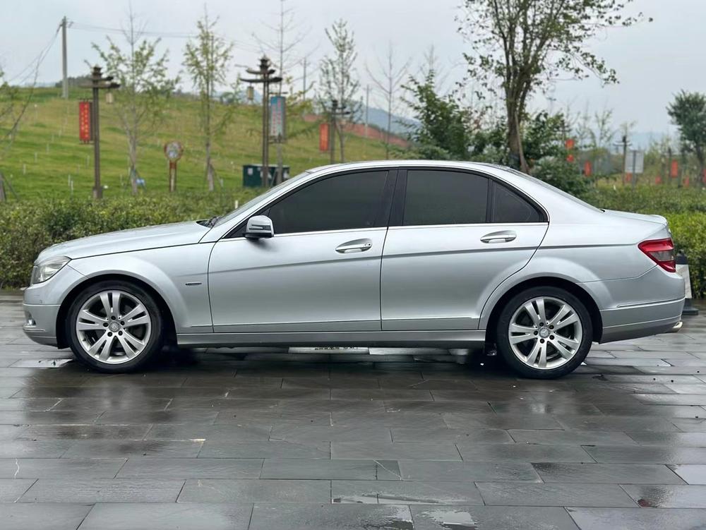 Mercedes-Benz Mercedes-Benz C-Class