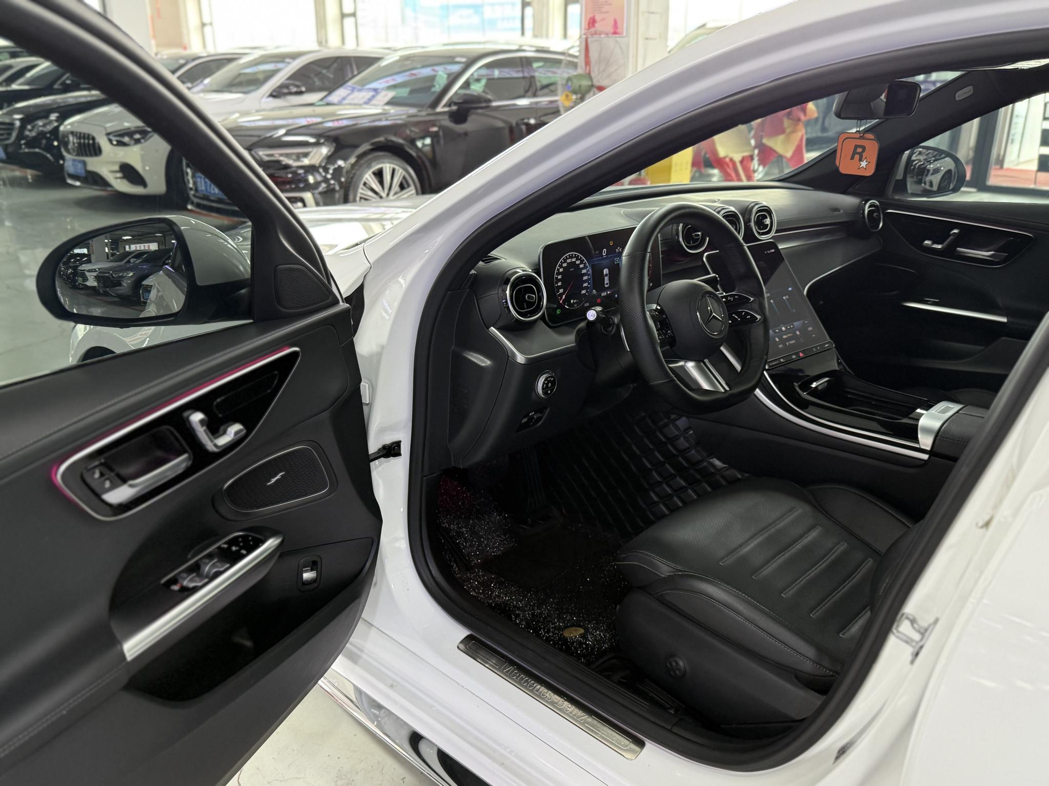 Mercedes-Benz Mercedes-Benz C-Class