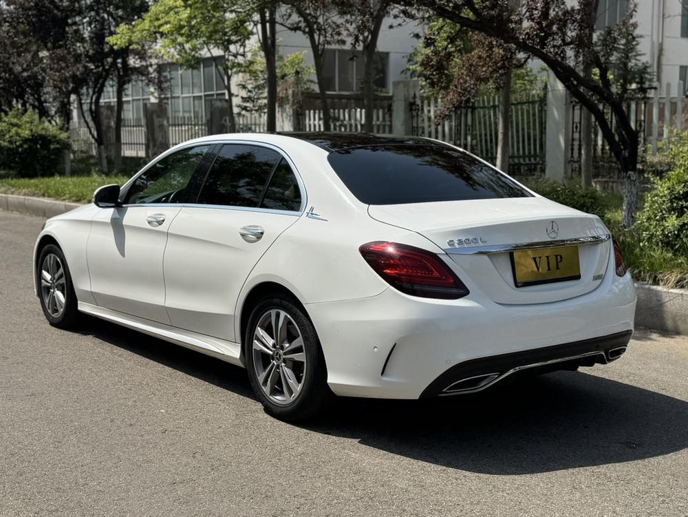 Mercedes-Benz Mercedes-Benz C-Class