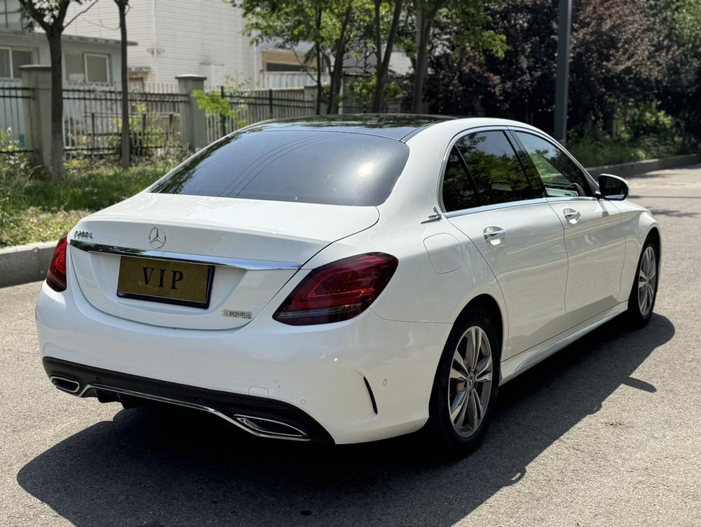 Mercedes-Benz Mercedes-Benz C-Class