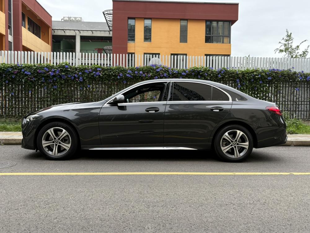 Mercedes-Benz Mercedes-Benz C-Class