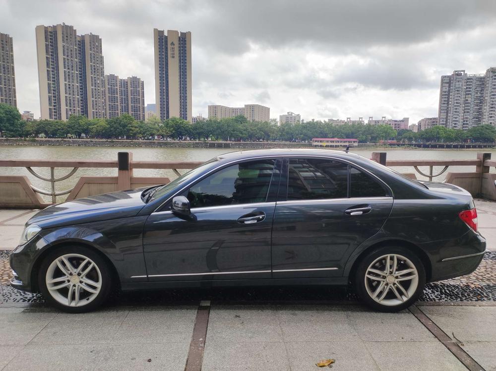 Mercedes-Benz Mercedes-Benz C-Class