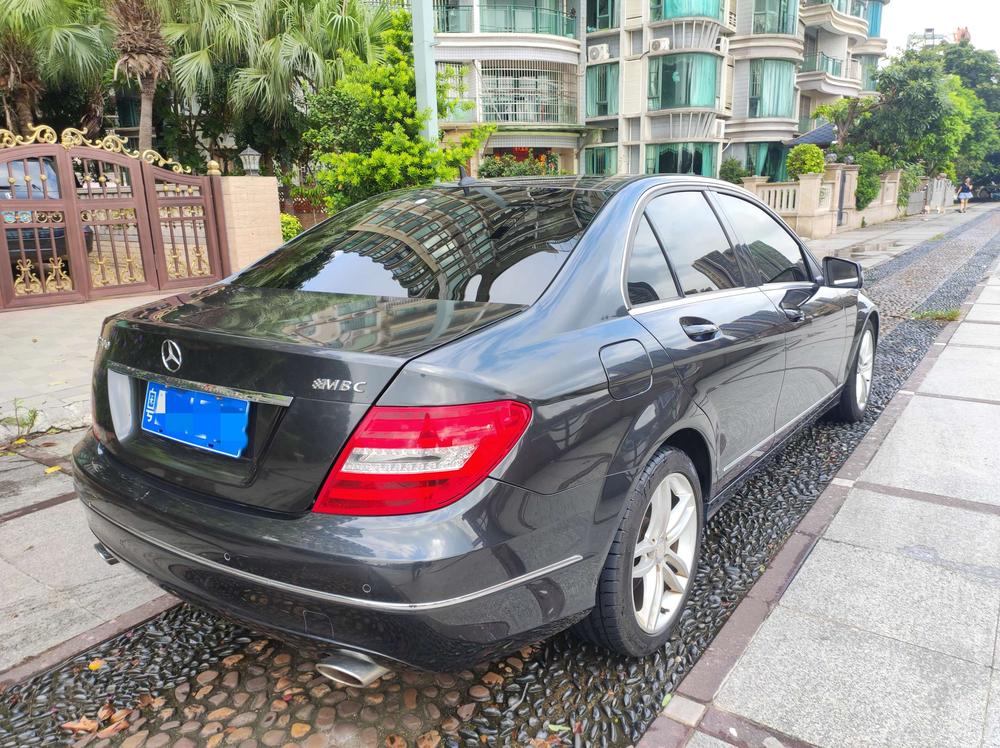Mercedes-Benz Mercedes-Benz C-Class