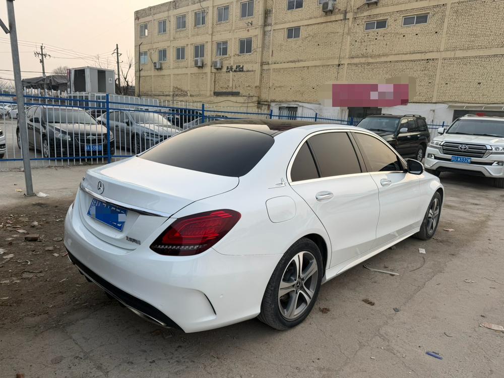 Mercedes-Benz Mercedes-Benz C-Class