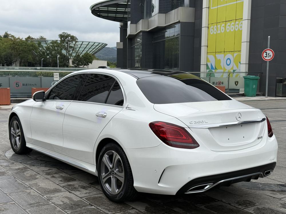 Mercedes-Benz Mercedes-Benz C-Class