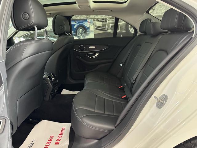 Mercedes-Benz Mercedes-Benz C-Class
