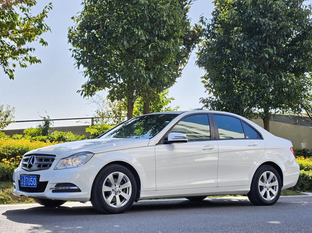 Mercedes-Benz Mercedes-Benz C-Class
